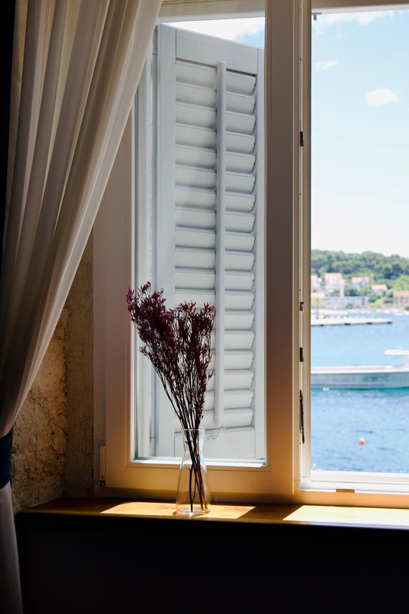 Hvar Riva Rooms Hvar Town Eksteriør bilde